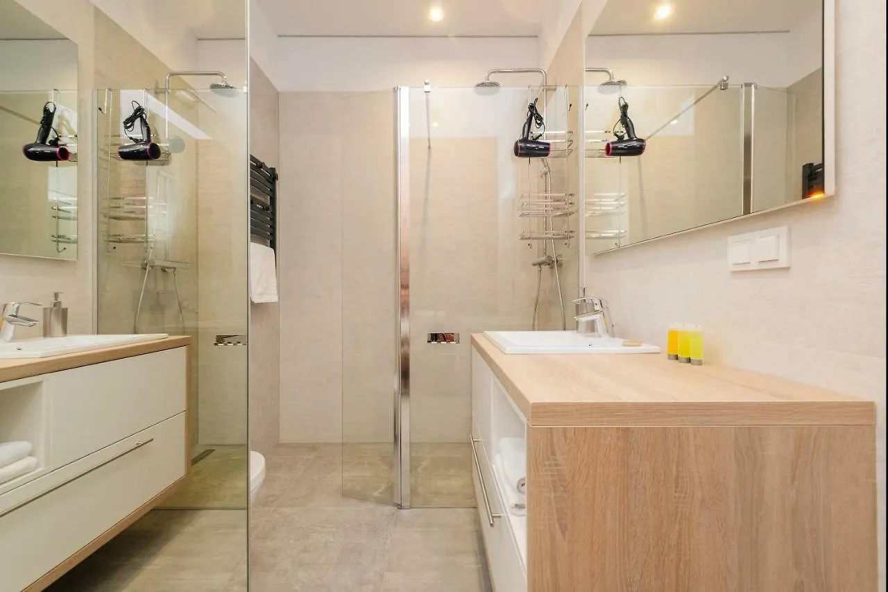 Stare Bielany 2-Bedroom Apartment Warsaw